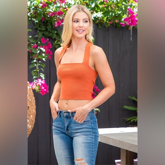 RUSTIC ORANGE ELASTIC CROPPED TANK TOP CRISS CROSS BACK STRAP DETAIL - Picture 4 of 5